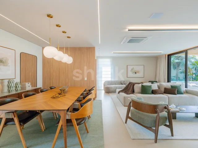 Casa com 711m² 5 quartos e 8 banheiros, à venda, no bairro Alphaville em Santana de Parnaíba