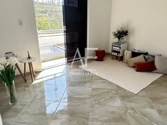 Casa com 137m² 3 quartos e 1 banheiro, à venda, no bairro Piracangaguá em Taubaté