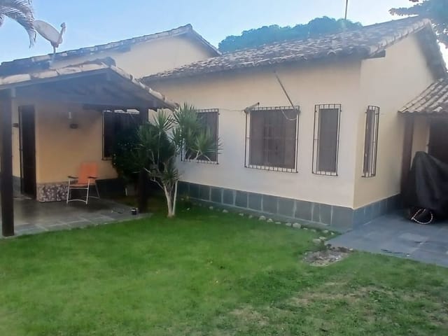 Casa com 200m² 2 quartos e 1 banheiro, à venda, no bairro Extensão do Bosque em Rio das Ostras