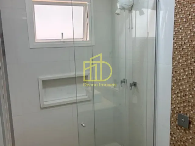 Casa 2 quartos e 3 banheiros, à venda ou para alugar, no bairro Residencial Villa do Bosque em Sorocaba