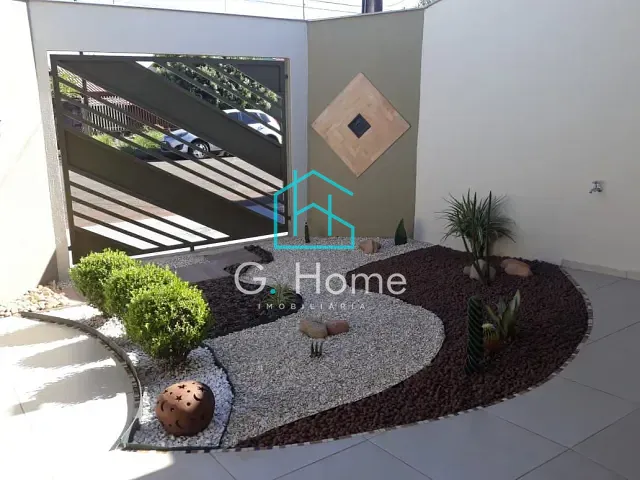 Casa com 250m² 3 quartos e 2 banheiros, à venda, no bairro Maria Lúcia em Londrina
