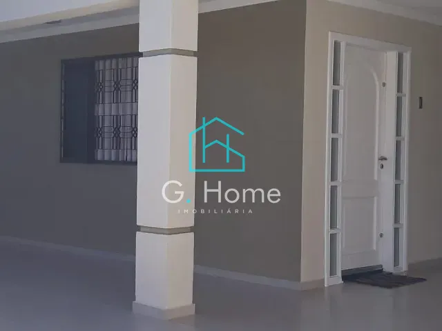 Casa com 250m² 3 quartos e 2 banheiros, à venda, no bairro Maria Lúcia em Londrina