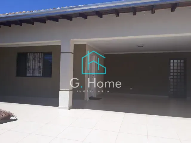 Casa com 250m² 3 quartos e 2 banheiros, à venda, no bairro Maria Lúcia em Londrina