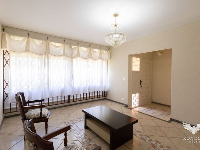 Casa com 450m² 4 quartos e 4 banheiros, à venda, no bairro São Braz em Curitiba
