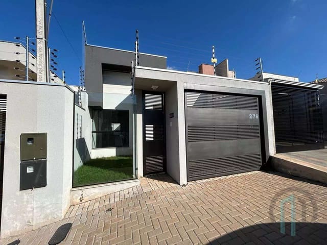 Casa 3 quartos e 1 banheiro, à venda, no bairro Jardim Espanha em Cambé