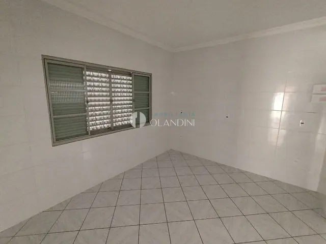 Casa com 300m², à venda, no bairro Centro em Artur Nogueira