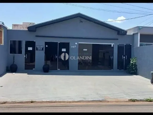 Casa com 300m², à venda, no bairro Centro em Artur Nogueira