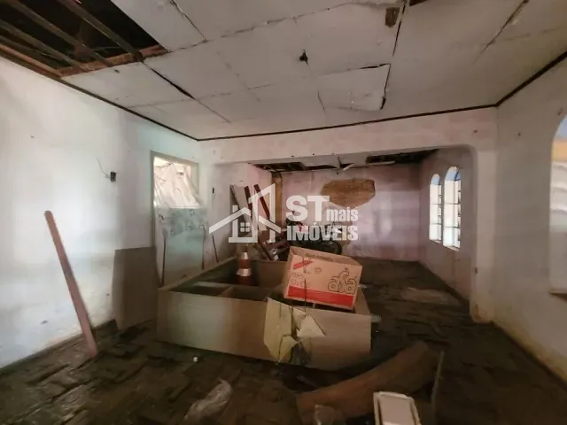 Casa com 216m² 3 quartos e 1 banheiro, à venda, no bairro Vila Leite em Andradas
