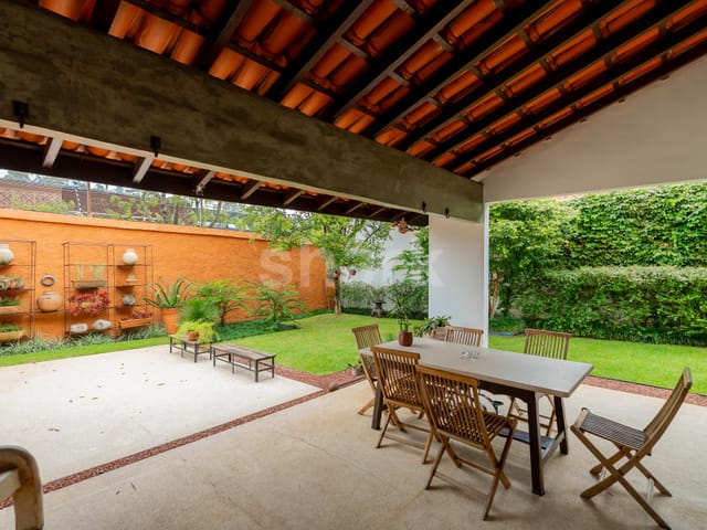 Casa com 590m² 3 quartos e 4 banheiros, à venda, no bairro Alphaville Residencial Dois em Barueri