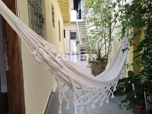 Casa com 154m² 3 quartos e 2 banheiros, à venda, no bairro Vila Silviânia em Carapicuíba