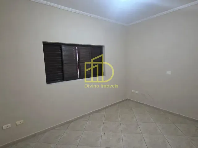 Casa 3 quartos e 2 banheiros, para alugar, no bairro Jardim das Magnólias em Sorocaba