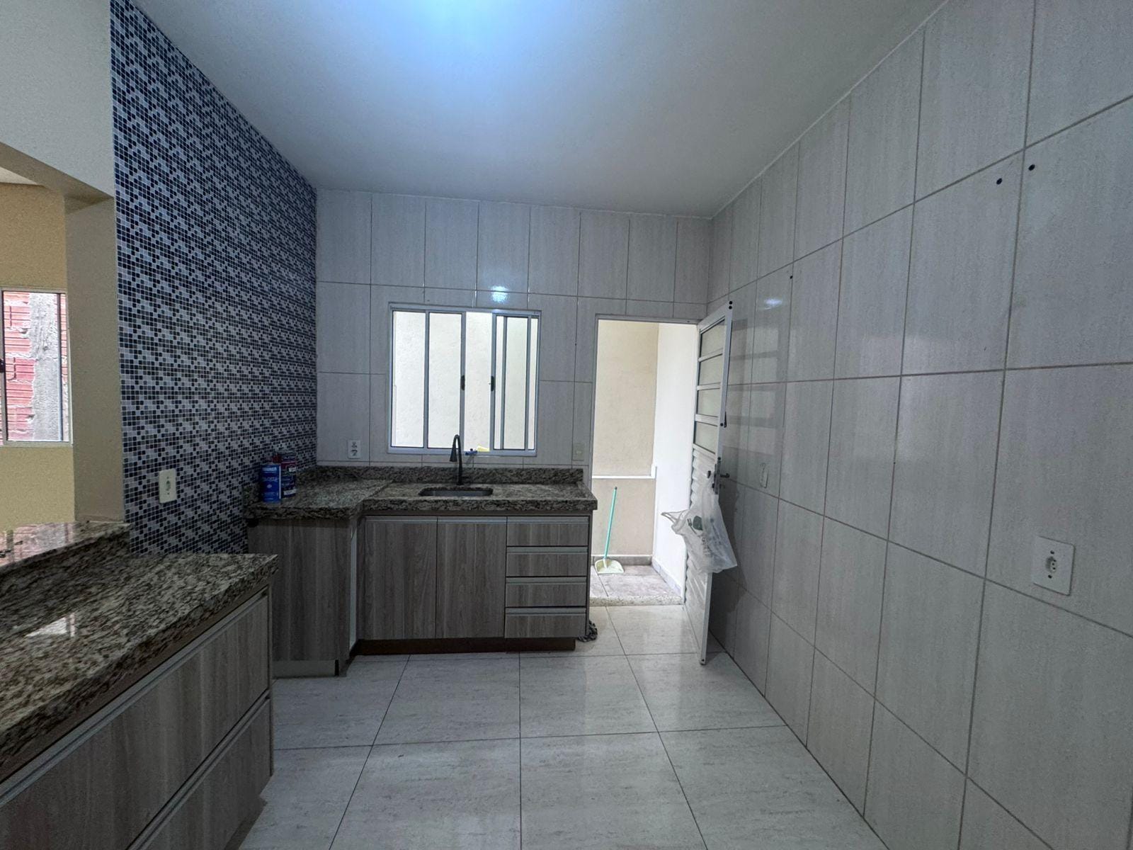 Casa, 1 quarto, 75 m² - Foto 2