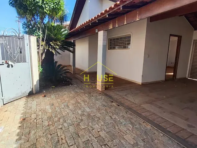 Casa 3 quartos e 2 banheiros, à venda, no bairro Santa Eliza em Votuporanga