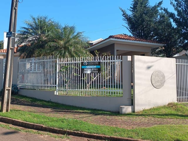 Casa 3 quartos e 1 banheiro, à venda, no bairro Parque Sella em Cambé