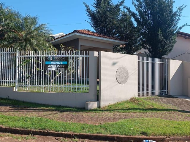 Casa 3 quartos e 1 banheiro, à venda, no bairro Parque Sella em Cambé