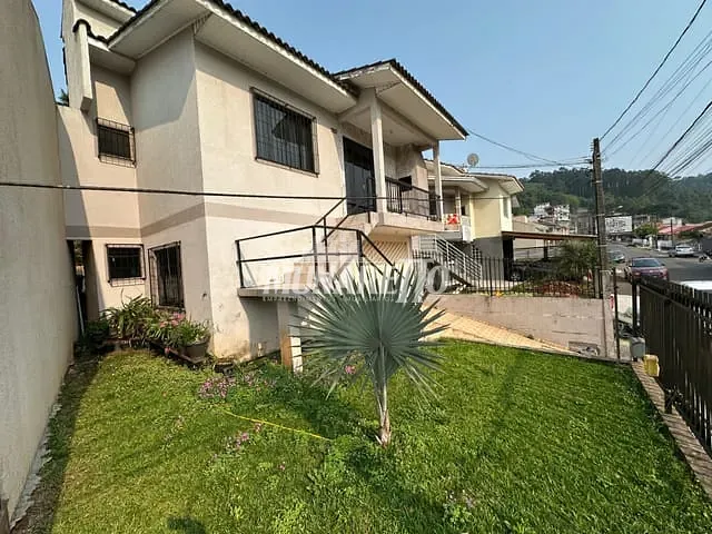 Casa com 180m² 3 quartos e 2 banheiros, à venda, no bairro Gruta em Concórdia