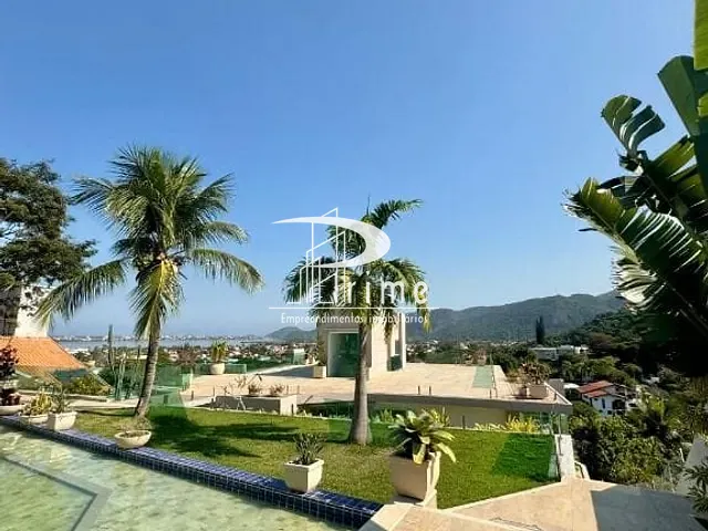 Casa com 1800m² 5 quartos e 8 banheiros, à venda, no bairro Piratininga em Niterói