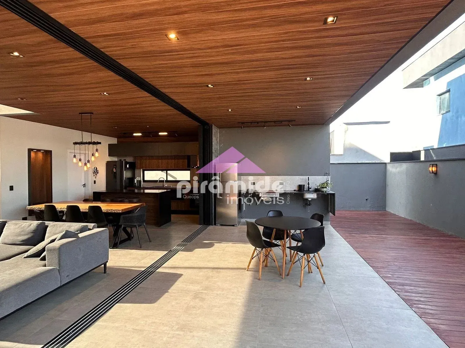 Casa, 3 quartos, 216 m² - Foto 11
