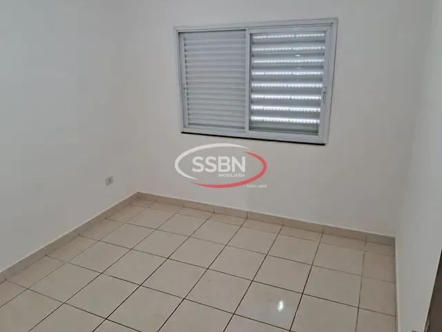 Casa 2 quartos e 1 banheiro, para alugar, no bairro Jardim Santa Rita II em Nova Odessa