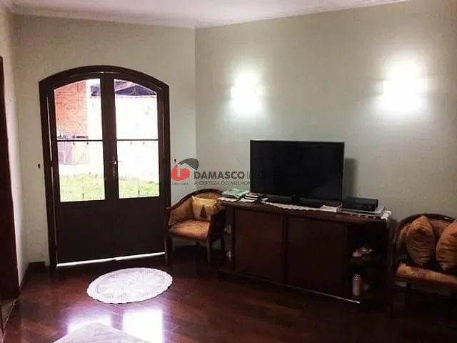 Casa com 224m² 3 quartos e 2 banheiros, à venda, no bairro Jardim em Santo André