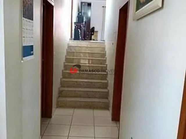 Casa com 400m² 3 quartos e 3 banheiros, à venda, no bairro Santa Paula em São Caetano do Sul