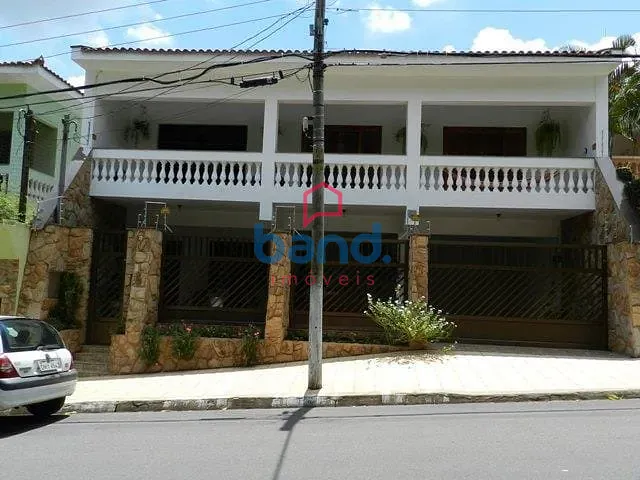 Casa com 380m² 3 quartos e 3 banheiros, à venda, no bairro Jardim Tenda em Porto Feliz