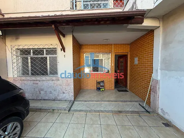 Casa 2 quartos e 2 banheiros, à venda, no bairro Niterói em Volta Redonda