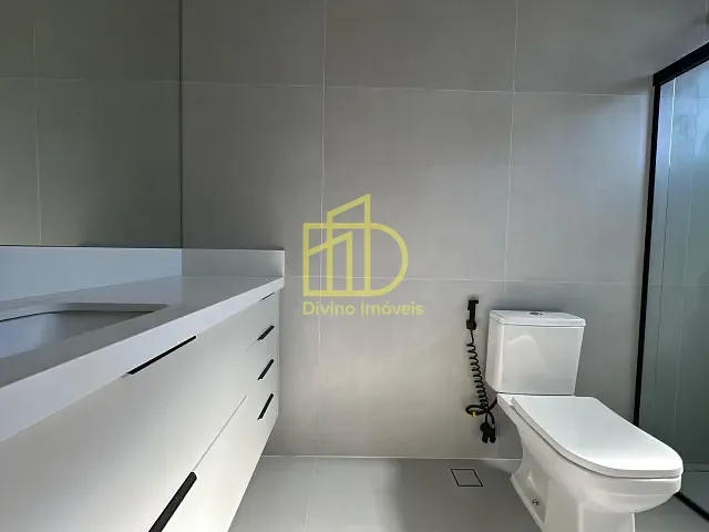 Casa com 1000m² 4 quartos e 5 banheiros, à venda, no bairro Parque Reserva Fazenda Imperial em Sorocaba