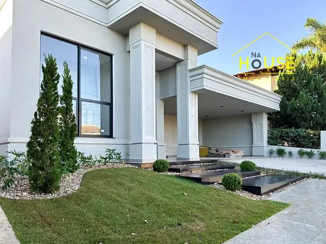 Casa com 452m² 3 quartos e 5 banheiros, à venda, no bairro Residencial Marcia em São José do Rio Preto