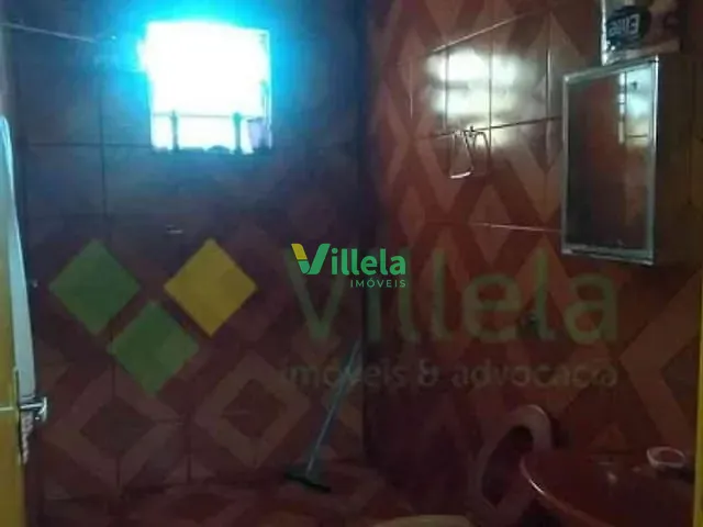 Casa à venda, no bairro Jardim Maragogipe em Itaquaquecetuba