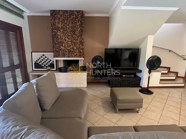 Casa com 600m² 5 quartos e 6 banheiros, à venda, no bairro Jurerê Internacional em Florianópolis