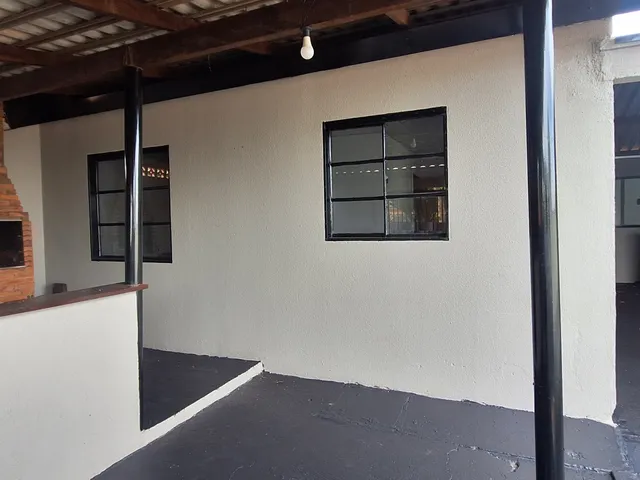 Casa com 150m² 3 quartos e 1 banheiro, para alugar, no bairro Conjunto Habitacional Ulysses Guimarães em Cambé