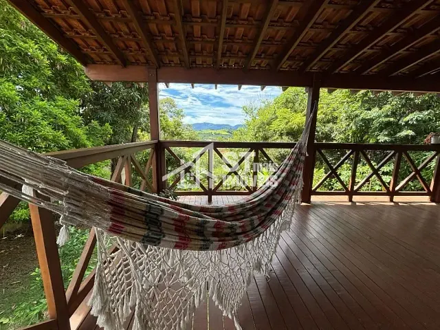 Casa com 930m² 3 quartos e 1 banheiro, à venda, no bairro Centro em Andradas