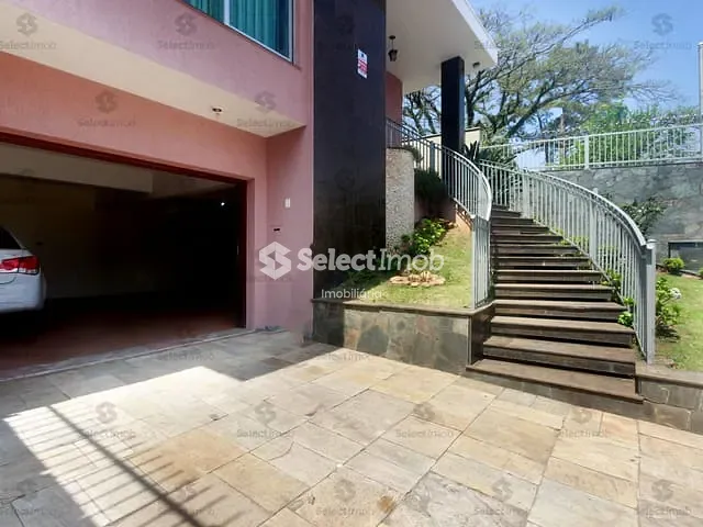 Casa com 150m² 5 quartos e 3 banheiros, para alugar, no bairro Centro em Ribeirão Pires