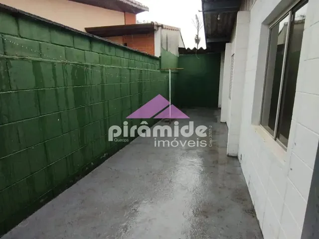 Casa com 10m² 3 quartos e 1 banheiro, para alugar, no bairro Jardim Satélite em São José Dos Campos