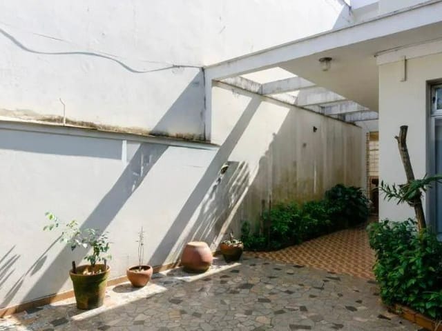 Casa com 280m² 3 quartos e 5 banheiros, à venda, no bairro Vila Nova Conceição em São Paulo