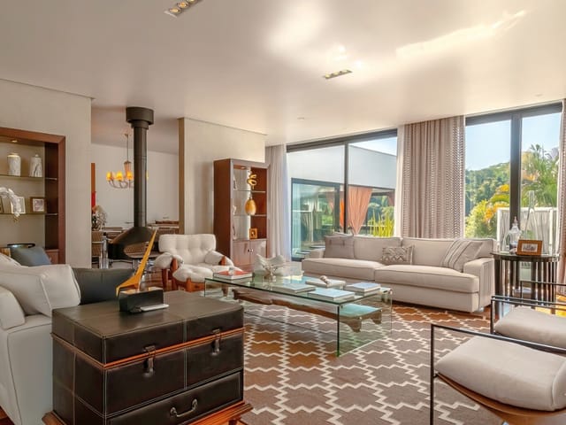 Casa com 1738m² 4 quartos e 5 banheiros, à venda, no bairro Parque Reserva Fazenda Imperial em Sorocaba