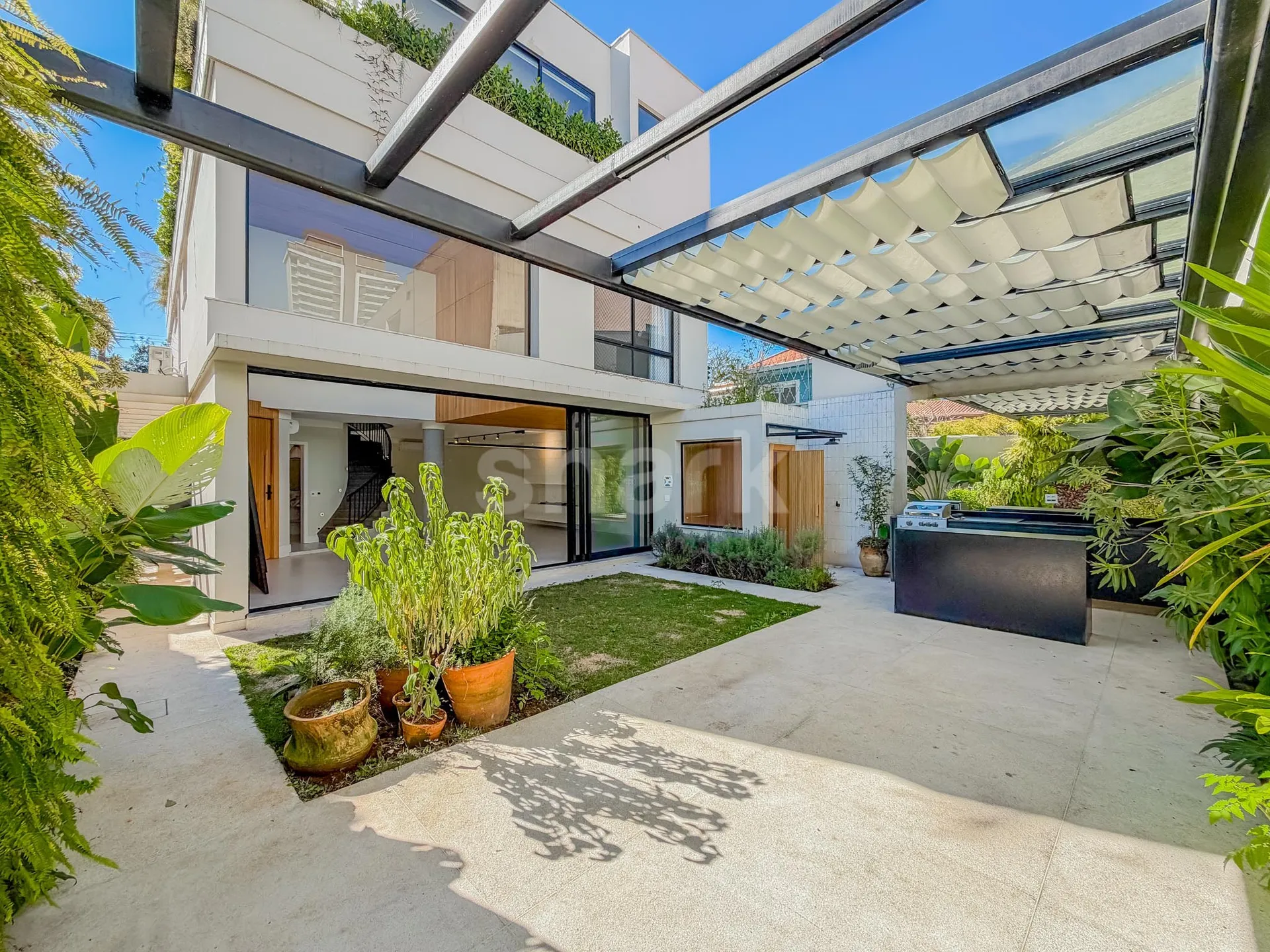 Casa em Cidade Monções — foto 1