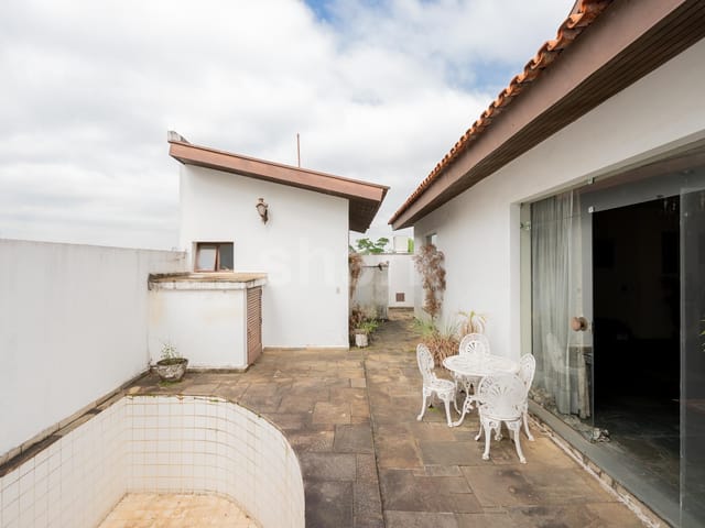 Casa com 315m² 4 quartos e 4 banheiros, à venda, no bairro Vila Madalena em São Paulo