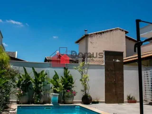Casa com 400m², à venda, no bairro Condomínio Real Ville em Pindamonhangaba