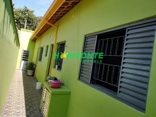 Casa com 125m² 2 quartos e 1 banheiro, à venda, no bairro Jardim Pararangaba em São José dos Campos