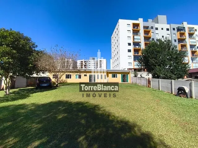 Casa com 1061m² 3 quartos e 1 banheiro, à venda, no bairro Contorno em Ponta Grossa