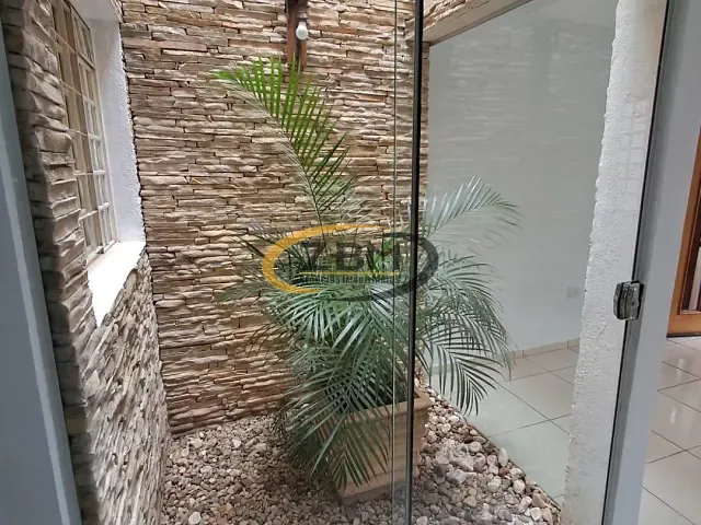 Casa com 125m² 3 quartos e 2 banheiros, à venda, no bairro Jardim Santa Alice em Londrina