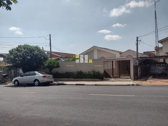 Casa com 321m² 3 quartos e 2 banheiros, à venda, no bairro Vila Miranda em Sumaré