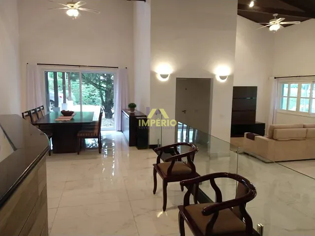Casa com 2500m² 5 quartos e 5 banheiros, à venda, no bairro Condomínio Fechado Village Haras São Luiz II em Salto