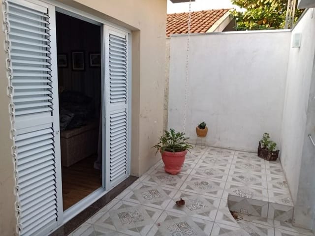 Casa com 300m² 3 quartos e 2 banheiros, à venda, no bairro Jardim Recreio em São João da Boa Vista