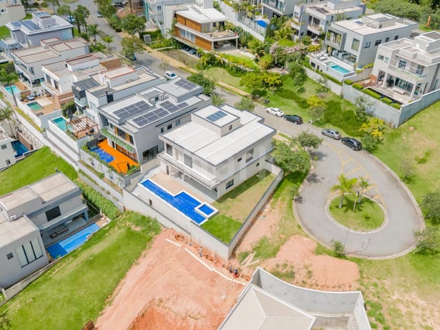 Casa 5 quartos e 6 banheiros, à venda, no bairro Alphaville em Santana de Parnaíba