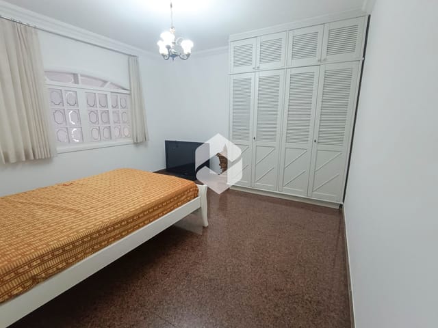 Casa com 700m² 5 quartos e 6 banheiros, à venda, no bairro Barra da Tijuca em Rio de Janeiro