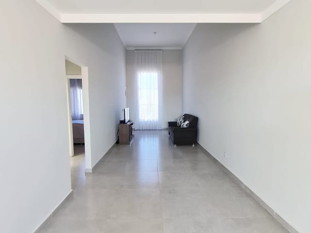 Casa com 59m² 2 quartos e 1 banheiro, à venda, no bairro Boa Vista em Ponta Grossa