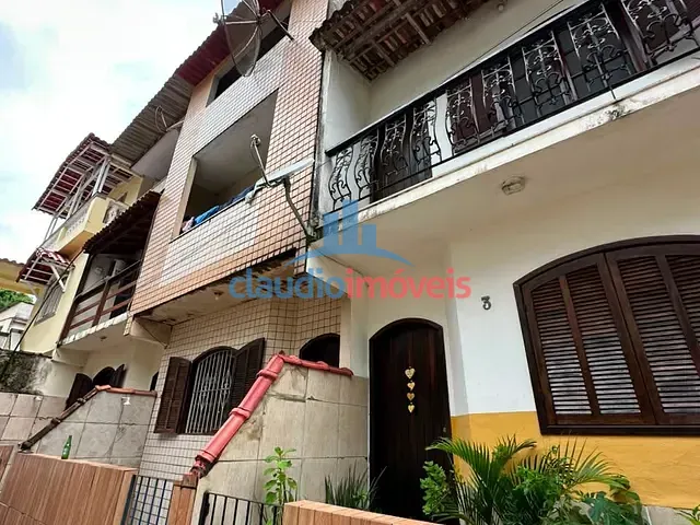 Casa 2 quartos e 2 banheiros, à venda, no bairro Vila Histórica de Mambucaba (Mambucaba) em Angra dos Reis